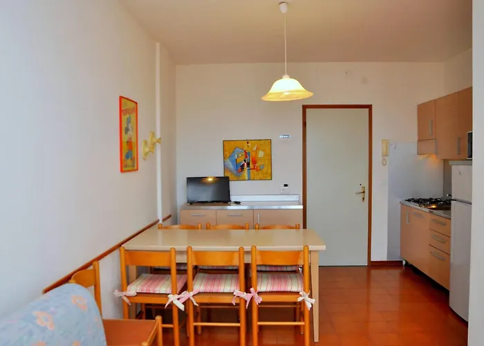 Διαμέρισμα Sea View Flat Few Steps From The *